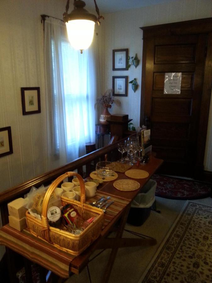 Serendipity Bed And Breakfast Saugatuck Ngoại thất bức ảnh